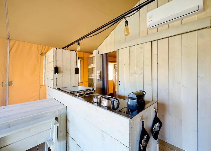 Glamping Luxe tent *